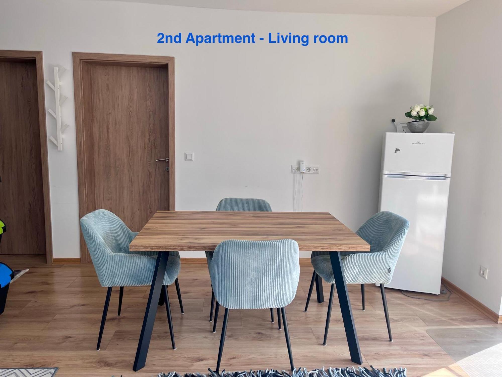 Cozy Apartment Near Vienna Airport Schwechat Buitenkant foto