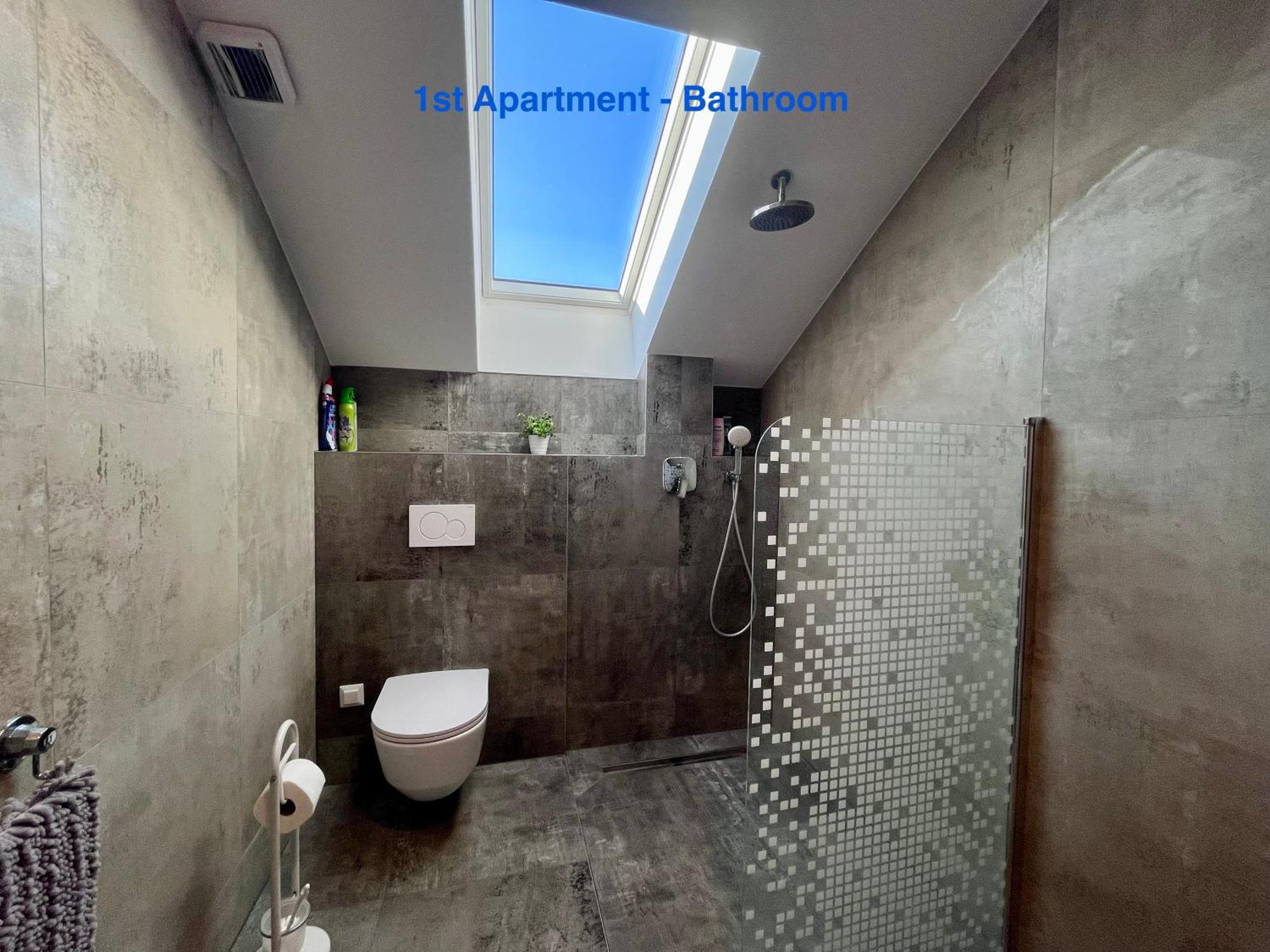 Cozy Apartment Near Vienna Airport Schwechat Buitenkant foto
